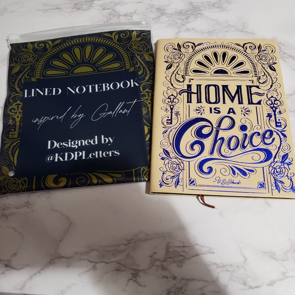 Gallant, V.E Schwab, journal from bookish box in tan color with blue foil design - Picture 2 of 8